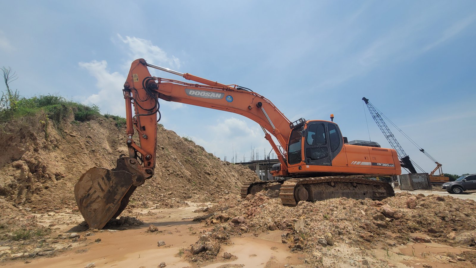 DOOSAN DX360LCA